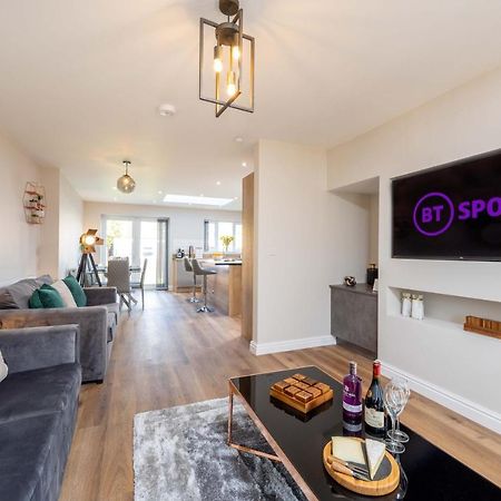 The Oaklands - Luxury Spacious 6-Bed, Near Solihull, Birmingham City, Jlr, Nec, Airport, Resorts World, Hs2 Екстериор снимка