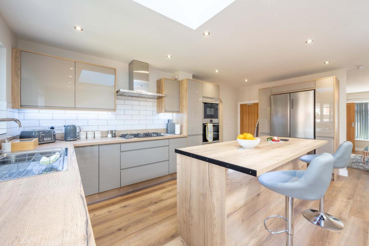 The Oaklands - Luxury Spacious 6-Bed, Near Solihull, Birmingham City, Jlr, Nec, Airport, Resorts World, Hs2 Екстериор снимка