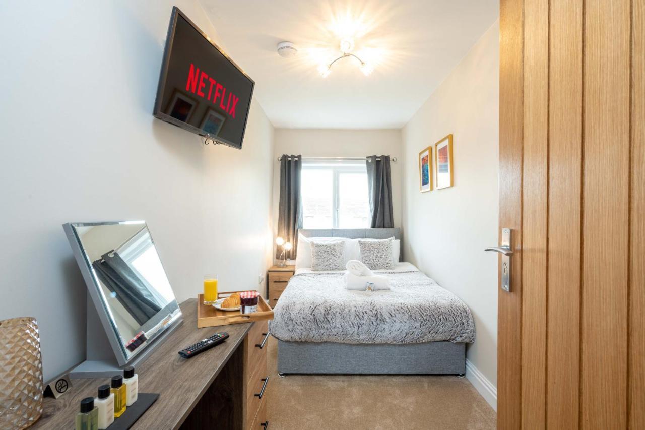 The Oaklands - Luxury Spacious 6-Bed, Near Solihull, Birmingham City, Jlr, Nec, Airport, Resorts World, Hs2 Екстериор снимка