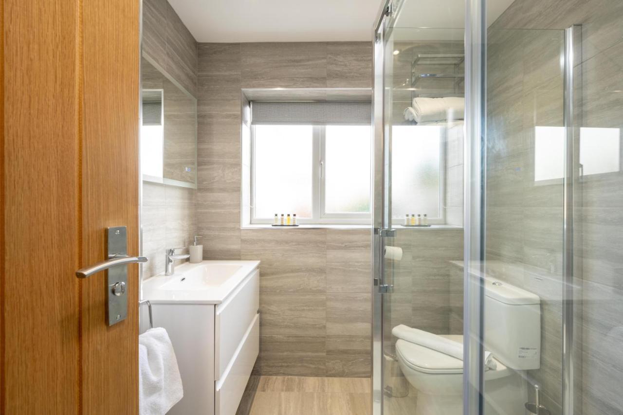 The Oaklands - Luxury Spacious 6-Bed, Near Solihull, Birmingham City, Jlr, Nec, Airport, Resorts World, Hs2 Екстериор снимка