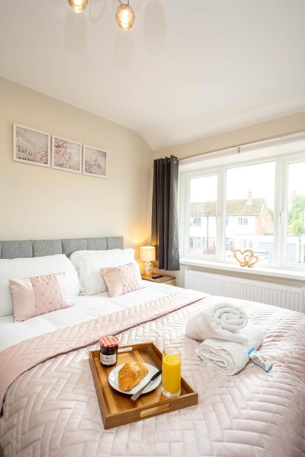The Oaklands - Luxury Spacious 6-Bed, Near Solihull, Birmingham City, Jlr, Nec, Airport, Resorts World, Hs2 Екстериор снимка